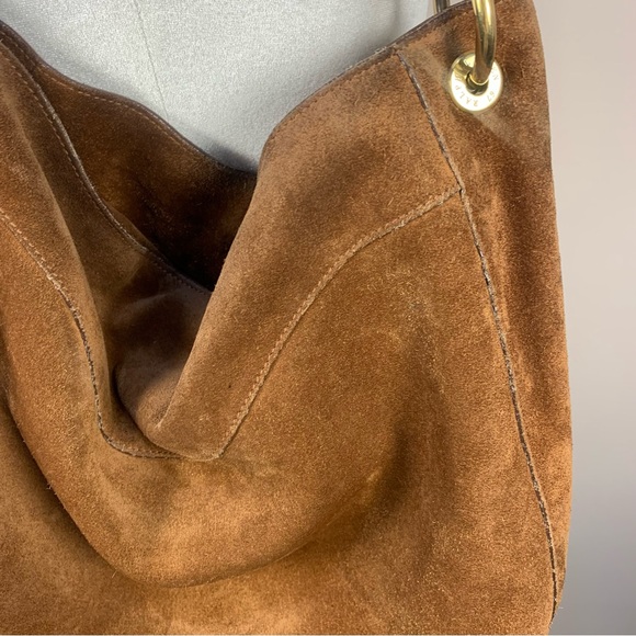 Ralph Lauren Suede Slouchy Hobo Shoulder Bag Logo Gold Plated Accent - Picture 12 of 14